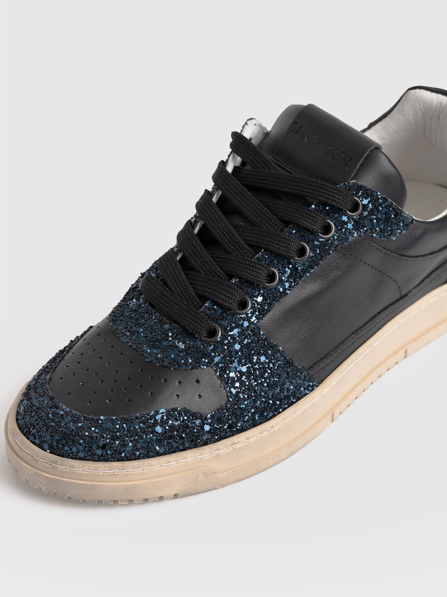 Onyx Trainer - Black/Navy - Women's Shoes | Saint + Sofia? EU